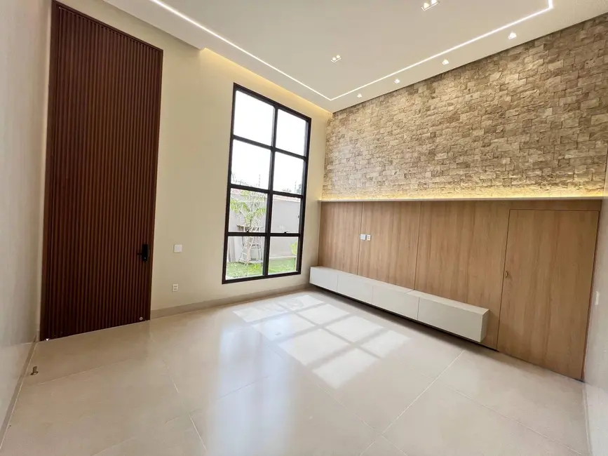 Foto 14 de Casa à venda, 242m2 em Jardim Europa, Goiania - GO