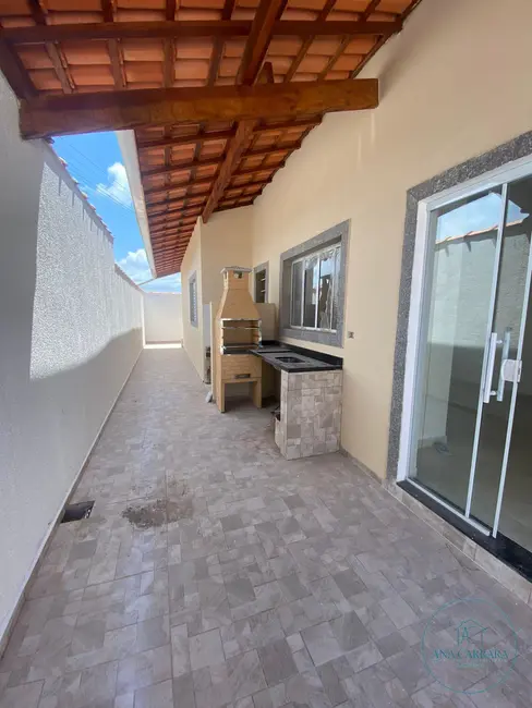 Casa com 2 quartos à venda, 65m2 em Itanhaem - SP - imagem 2 Foto 2 de Casa com 2 quartos à venda, 65m2 em Itanhaem - SP