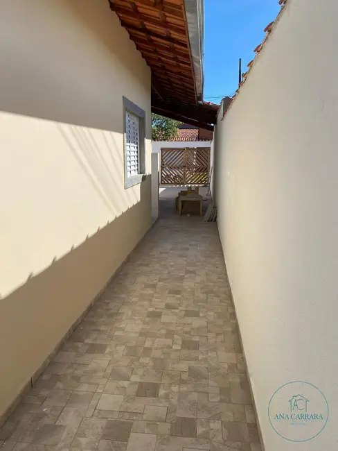 Casa com 2 quartos à venda, 65m2 em Itanhaem - SP - imagem 6 Foto 6 de Casa com 2 quartos à venda, 65m2 em Itanhaem - SP