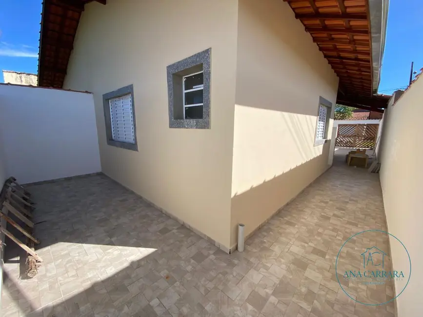 Casa com 2 quartos à venda, 65m2 em Itanhaem - SP - imagem 8 Foto 8 de Casa com 2 quartos à venda, 65m2 em Itanhaem - SP