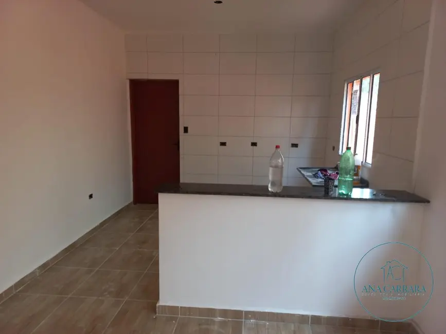 Foto 2 de Casa com 2 quartos à venda, 54m2 em Itanhaem - SP