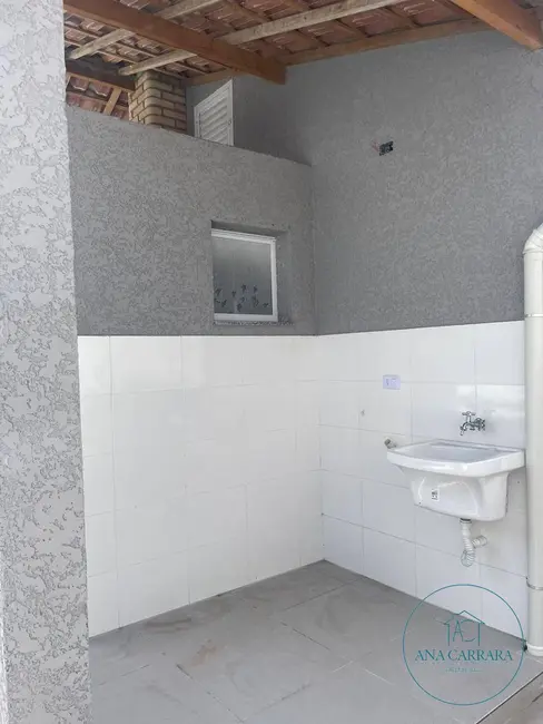 Foto 4 de Casa com 2 quartos à venda, 60m2 em Itanhaem - SP