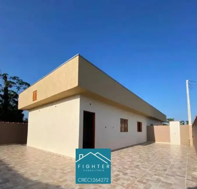 Foto 1 de Casa com 2 quartos à venda, 58m2 em Itanhaem - SP