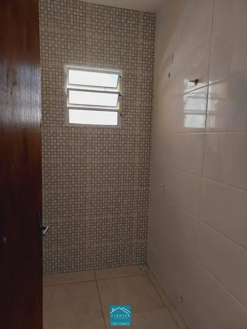 Foto 8 de Casa com 2 quartos à venda, 59m2 em Itanhaem - SP