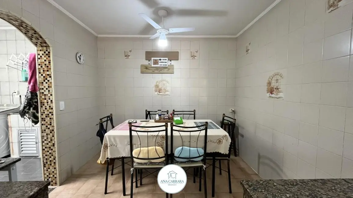 Foto 3 de Sobrado com 5 quartos à venda, 203m2 em Vila São Paulo, Itanhaem - SP