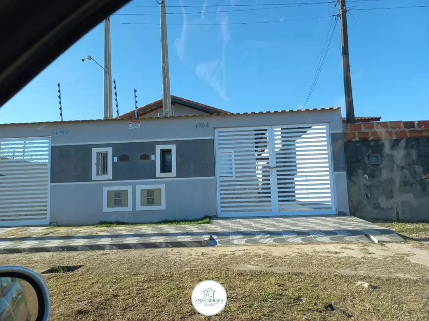 Foto 1 de Casa com 2 quartos à venda, 125m2 em Itanhaem - SP