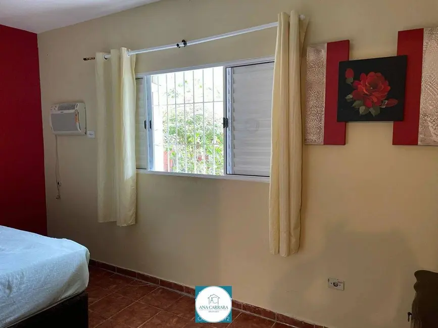 Casa com 2 quartos à venda, 250m2 em Peruibe - SP - imagem 7 Foto 7 de Casa com 2 quartos à venda, 250m2 em Peruibe - SP