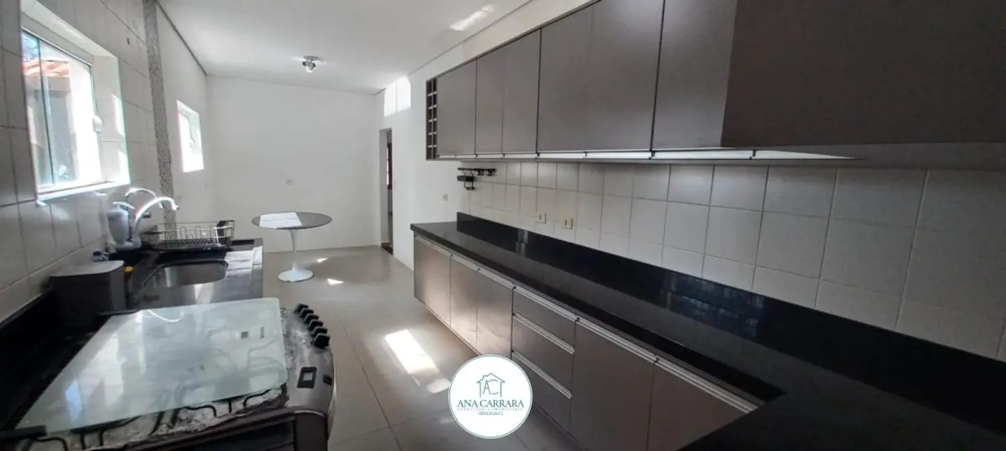 Casa com 3 quartos à venda, 191m2 em Peruibe - SP - imagem 4 Foto 4 de Casa com 3 quartos à venda, 191m2 em Peruibe - SP