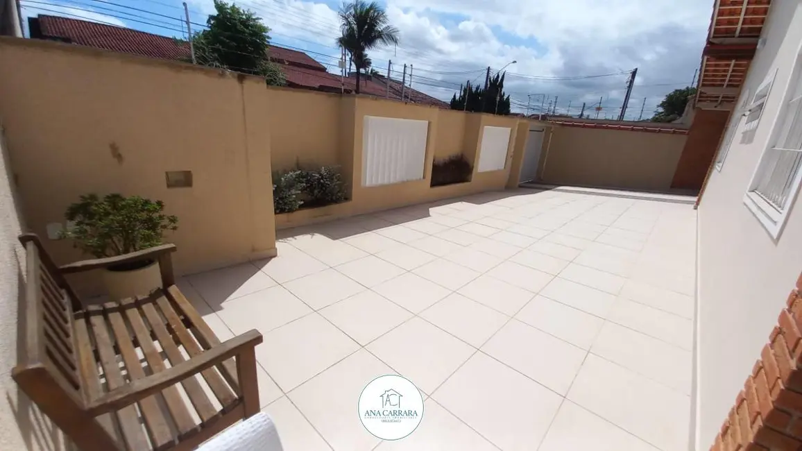 Casa com 3 quartos à venda, 180m2 em Peruibe - SP - imagem 6 Foto 6 de Casa com 3 quartos à venda, 180m2 em Peruibe - SP