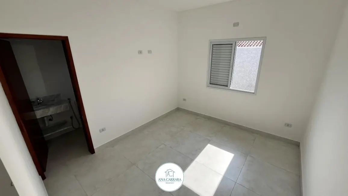 Casa com 2 quartos à venda, 80m2 em Peruibe - SP - imagem 5 Foto 5 de Casa com 2 quartos à venda, 80m2 em Peruibe - SP