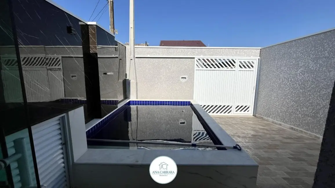 Casa com 2 quartos à venda, 80m2 em Peruibe - SP - imagem 3 Foto 3 de Casa com 2 quartos à venda, 80m2 em Peruibe - SP