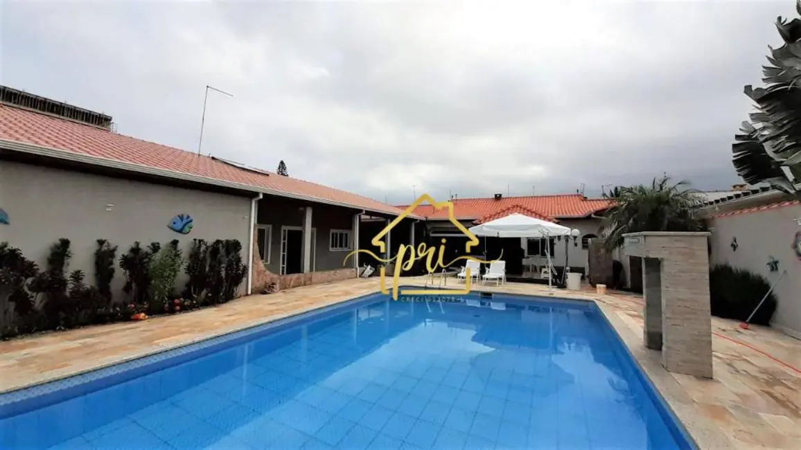 Casa com 7 quartos à venda, 768m2 em Praia Grande - SP - imagem 3 Foto 3 de Casa com 7 quartos à venda, 768m2 em Praia Grande - SP