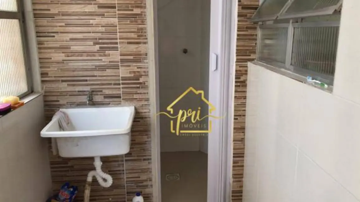 Apartamento com 3 quartos à venda, 100m2 em Gonzaga, Santos - SP - imagem 3 Foto 3 de Apartamento com 3 quartos à venda, 100m2 em Gonzaga, Santos - SP