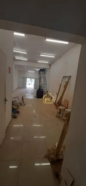 Foto 3 de Loja à venda, 170m2 em Marapé, Santos - SP