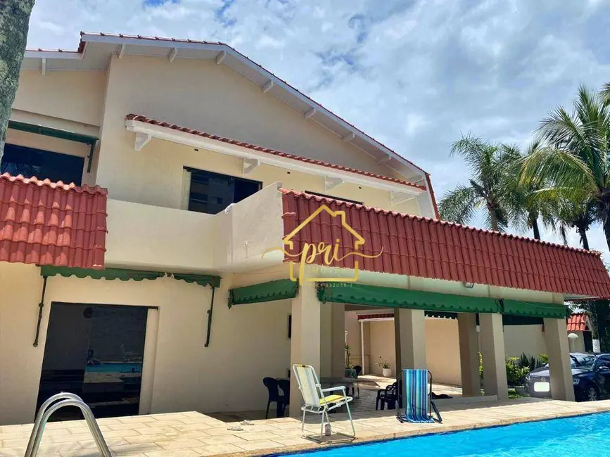Foto 2 de Sobrado com 4 quartos à venda, 720m2 em Praia Grande - SP