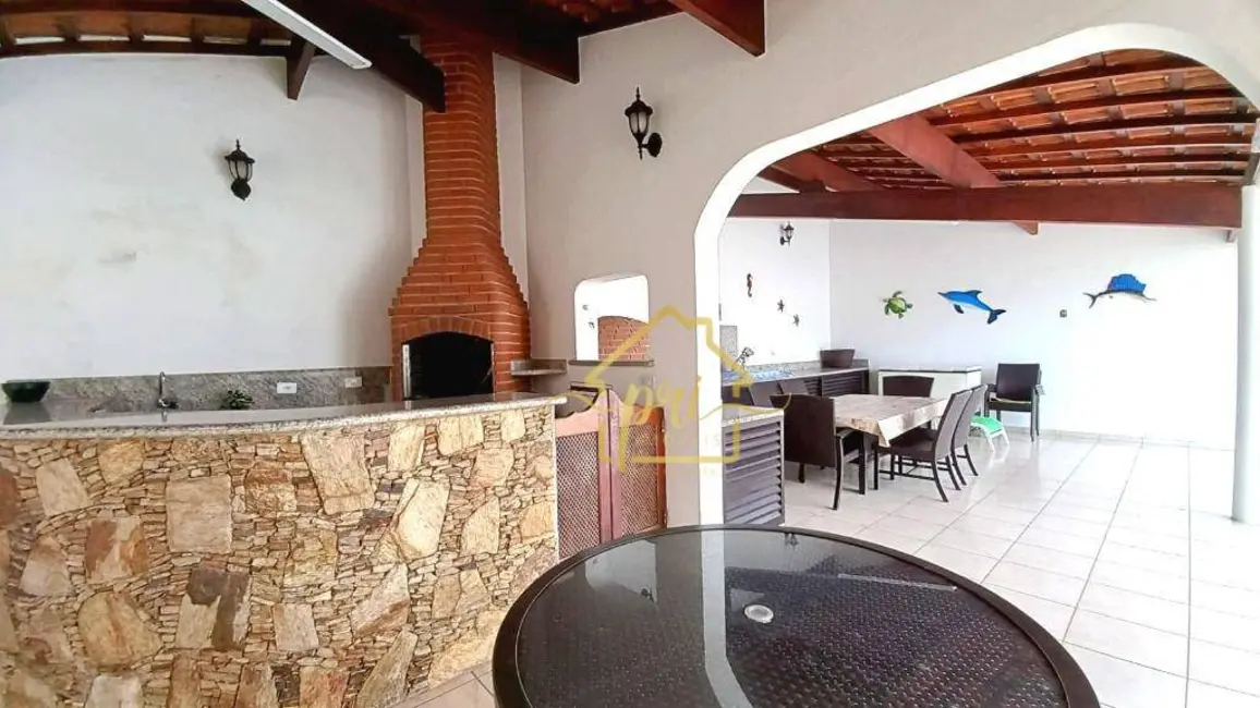 Casa com 4 quartos à venda, 598m2 em Praia Grande - SP - imagem 3 Foto 3 de Casa com 4 quartos à venda, 598m2 em Praia Grande - SP