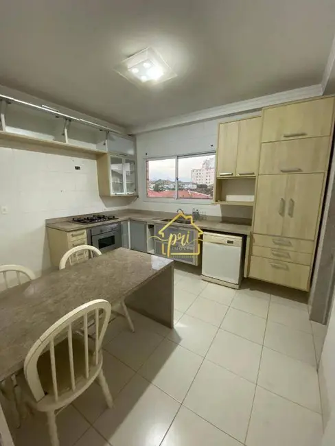 Apartamento com 3 quartos para alugar, 235m2 em Ponta da Praia, Santos - SP - imagem 6 Foto 6 de Apartamento com 3 quartos para alugar, 235m2 em Ponta da Praia, Santos - SP
