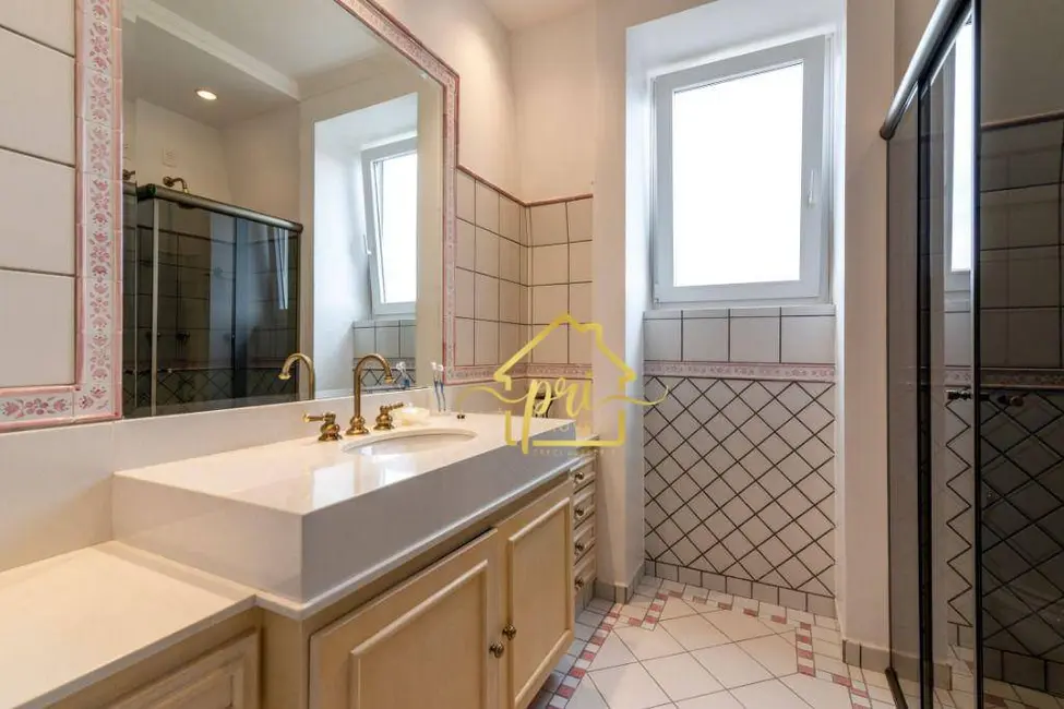 Casa com 7 quartos à venda, 3429m2 em Campos Do Jordao - SP - imagem 8 Foto 8 de Casa com 7 quartos à venda, 3429m2 em Campos Do Jordao - SP