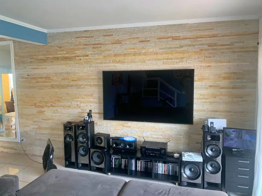 Sobrado com 3 quartos à venda, 280m2 em Peruibe - SP - imagem 9 Foto 9 de Sobrado com 3 quartos à venda, 280m2 em Peruibe - SP