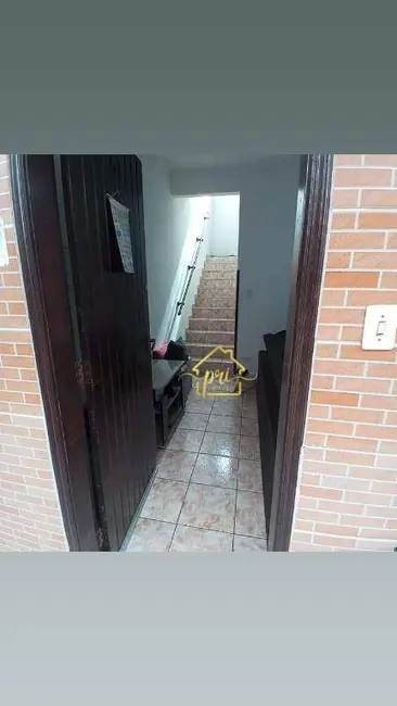 Foto 3 de Sobrado com 2 quartos à venda, 70m2 em Vila Valença, Sao Vicente - SP