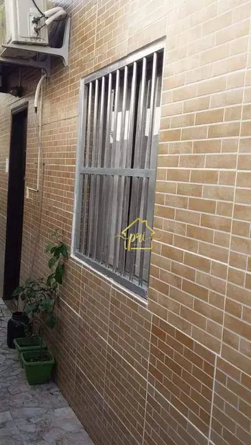 Foto 4 de Sobrado com 2 quartos à venda, 70m2 em Vila Valença, Sao Vicente - SP