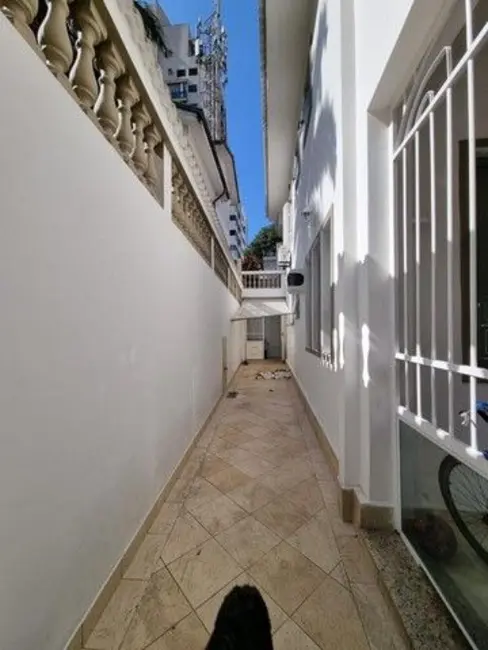 Casa com 3 quartos à venda, 195m2 em Gonzaga, Santos - SP - imagem 9 Foto 9 de Casa com 3 quartos à venda, 195m2 em Gonzaga, Santos - SP