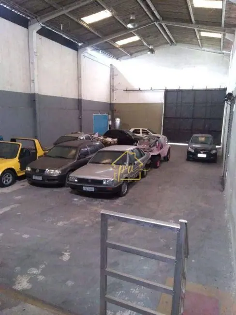 Armazém / Galpão para alugar, 320m2 em Praia Grande - SP - imagem 5 Foto 5 de Armazém / Galpão para alugar, 320m2 em Praia Grande - SP