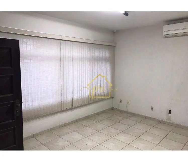 Foto 1 de Sobrado com 3 quartos à venda, 220m2 em Encruzilhada, Santos - SP