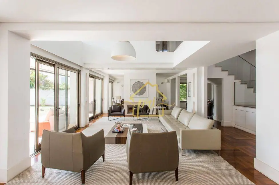 Foto 1 de Casa com 3 quartos à venda, 1235m2 em Vila Tramontano, São Paulo - SP