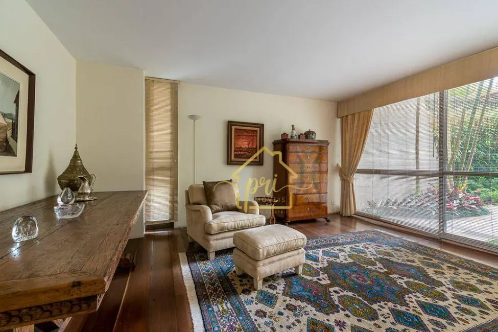 Foto 5 de Casa com 4 quartos à venda, 1127m2 em Pacaembu, São Paulo - SP