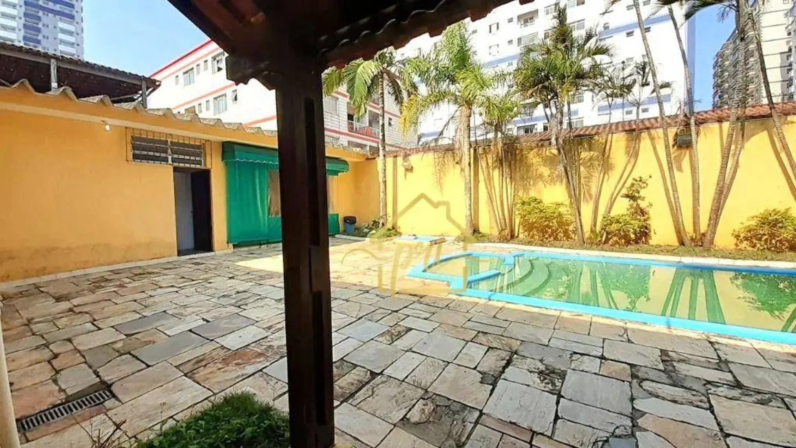 Foto 9 de Casa com 3 quartos à venda, 200m2 em Praia Grande - SP