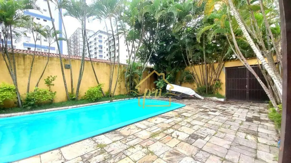 Foto 3 de Casa com 3 quartos à venda, 200m2 em Praia Grande - SP