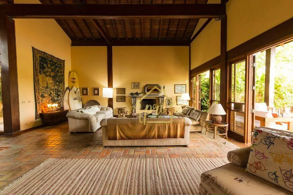 Casa de Condomínio com 4 quartos à venda, 1350m2 em Balneário Praia do Pernambuco, Guaruja - SP - imagem 9 Foto 9 de Casa de Condomínio com 4 quartos à venda, 1350m2 em Balneário Praia do Pernambuco, Guaruja - SP