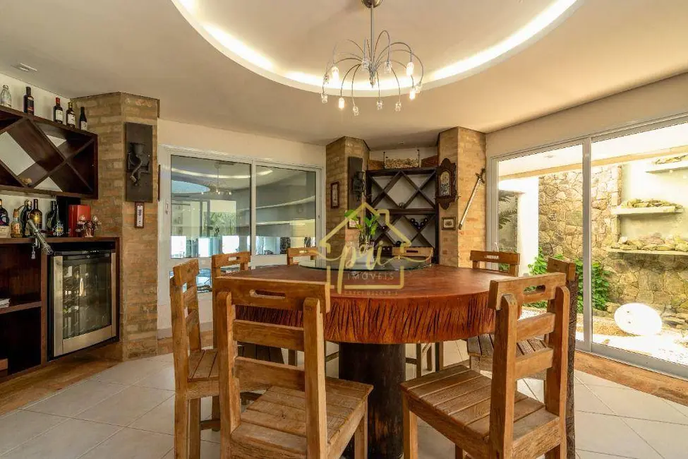 Foto 8 de Casa com 10 quartos à venda, 1400m2 em Balneário Praia do Pernambuco, Guaruja - SP