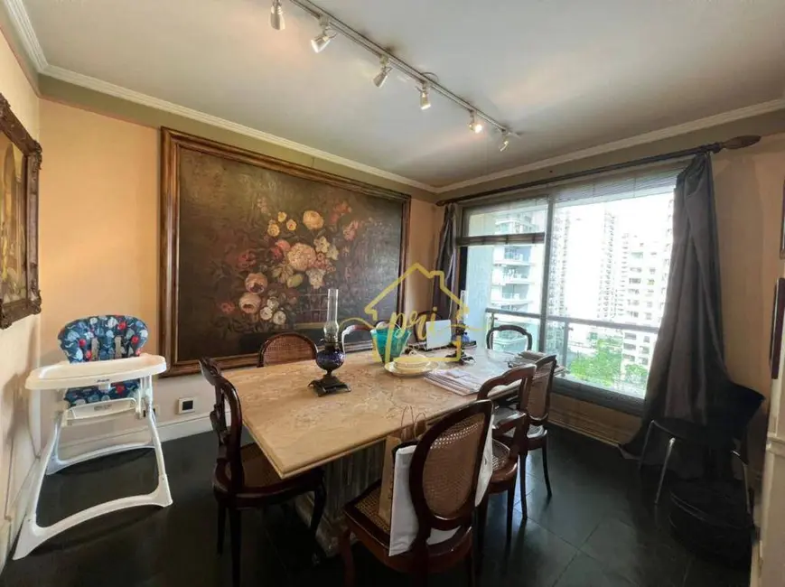 Foto 6 de Apartamento com 3 quartos à venda, 220m2 em Jardim Paulista, São Paulo - SP