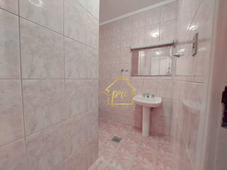 Casa com 3 quartos à venda, 335m2 em Gonzaga, Santos - SP - imagem 6 Foto 6 de Casa com 3 quartos à venda, 335m2 em Gonzaga, Santos - SP