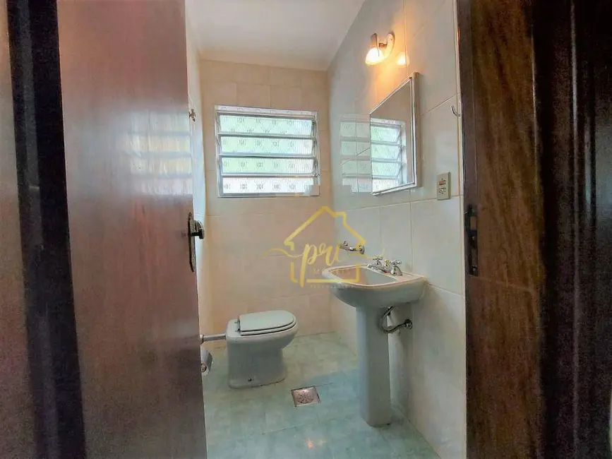 Casa com 3 quartos à venda, 335m2 em Gonzaga, Santos - SP - imagem 7 Foto 7 de Casa com 3 quartos à venda, 335m2 em Gonzaga, Santos - SP