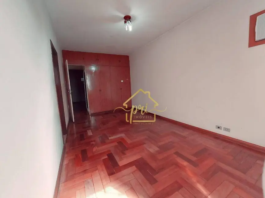 Casa com 3 quartos à venda, 335m2 em Gonzaga, Santos - SP - imagem 8 Foto 8 de Casa com 3 quartos à venda, 335m2 em Gonzaga, Santos - SP