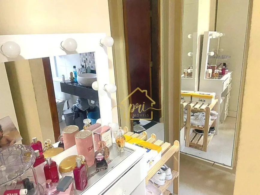 Casa com 3 quartos à venda, 155m2 em Praia Grande - SP - imagem 8 Foto 8 de Casa com 3 quartos à venda, 155m2 em Praia Grande - SP