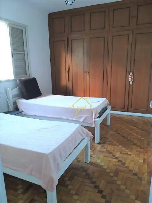 Casa com 4 quartos à venda, 200m2 em Boqueirão, Santos - SP - imagem 9 Foto 9 de Casa com 4 quartos à venda, 200m2 em Boqueirão, Santos - SP