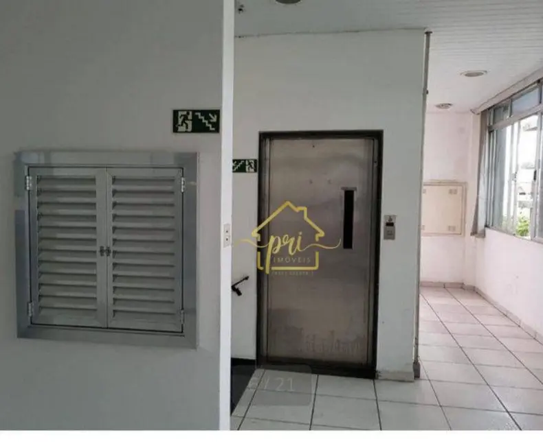 Armazém / Galpão para alugar, 3200m2 em Macuco, Santos - SP - imagem 4 Foto 4 de Armazém / Galpão para alugar, 3200m2 em Macuco, Santos - SP
