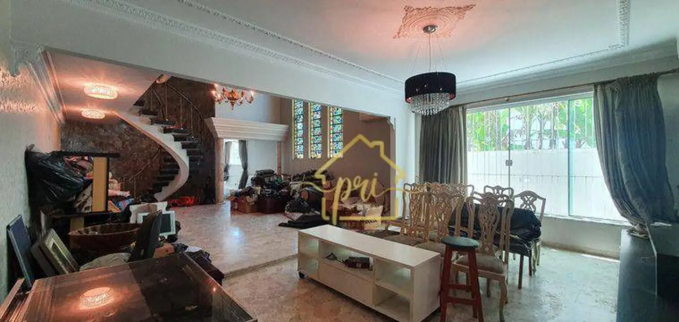 Casa com 3 quartos para alugar, 930m2 em Ponta da Praia, Santos - SP - imagem 3 Foto 3 de Casa com 3 quartos para alugar, 930m2 em Ponta da Praia, Santos - SP