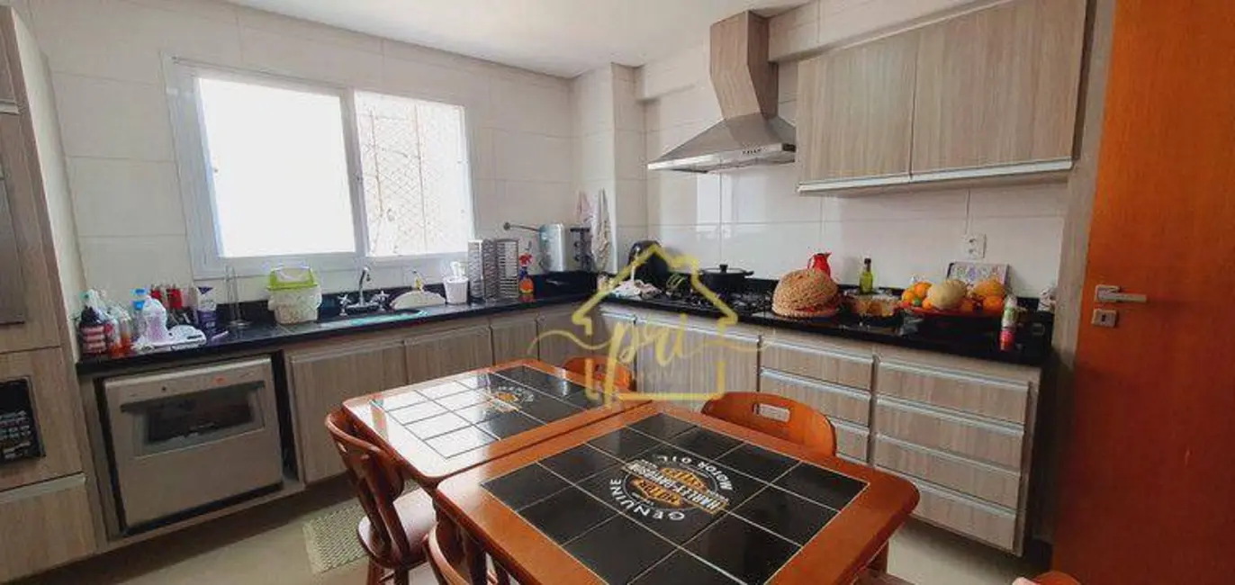 Apartamento com 3 quartos à venda, 129m2 em Embaré, Santos - SP - imagem 6 Foto 6 de Apartamento com 3 quartos à venda, 129m2 em Embaré, Santos - SP