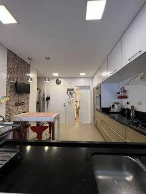 Apartamento com 2 quartos à venda, 110m2 em Ponta da Praia, Santos - SP - imagem 8 Foto 8 de Apartamento com 2 quartos à venda, 110m2 em Ponta da Praia, Santos - SP