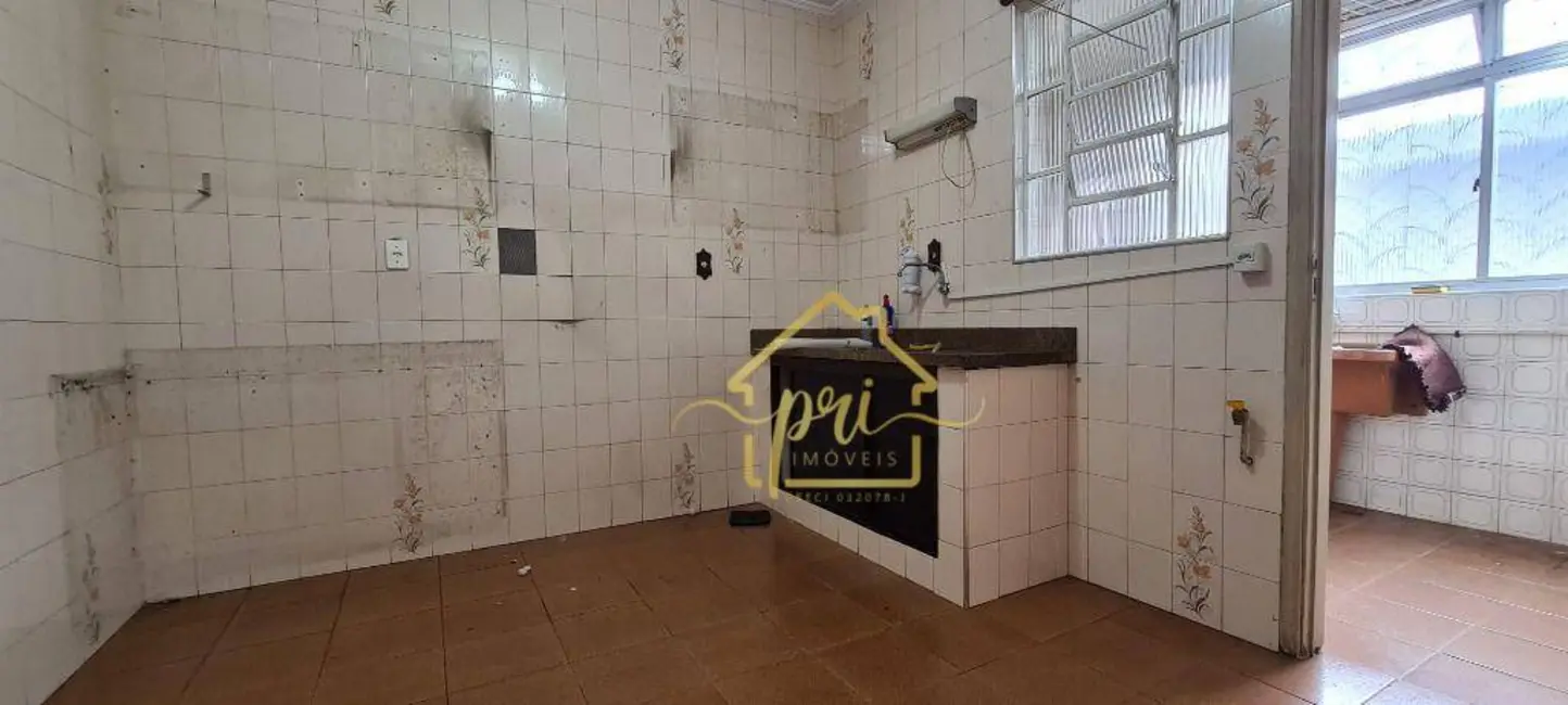 Apartamento com 2 quartos à venda, 77m2 em Encruzilhada, Santos - SP - imagem 4 Foto 4 de Apartamento com 2 quartos à venda, 77m2 em Encruzilhada, Santos - SP
