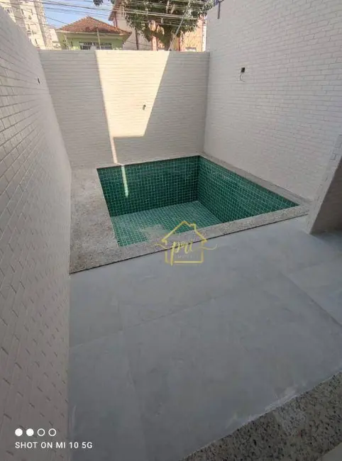 Casa com 2 quartos à venda, 100m2 em Campo Grande, Santos - SP - imagem 2 Foto 2 de Casa com 2 quartos à venda, 100m2 em Campo Grande, Santos - SP