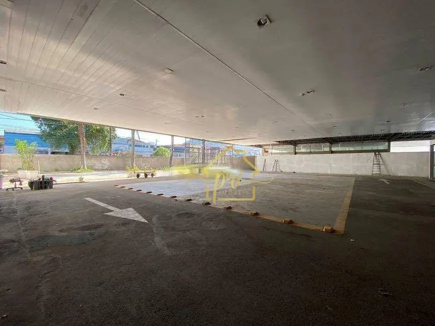 Armazém / Galpão para alugar, 1800m2 em Centro, Santos - SP - imagem 2 Foto 2 de Armazém / Galpão para alugar, 1800m2 em Centro, Santos - SP