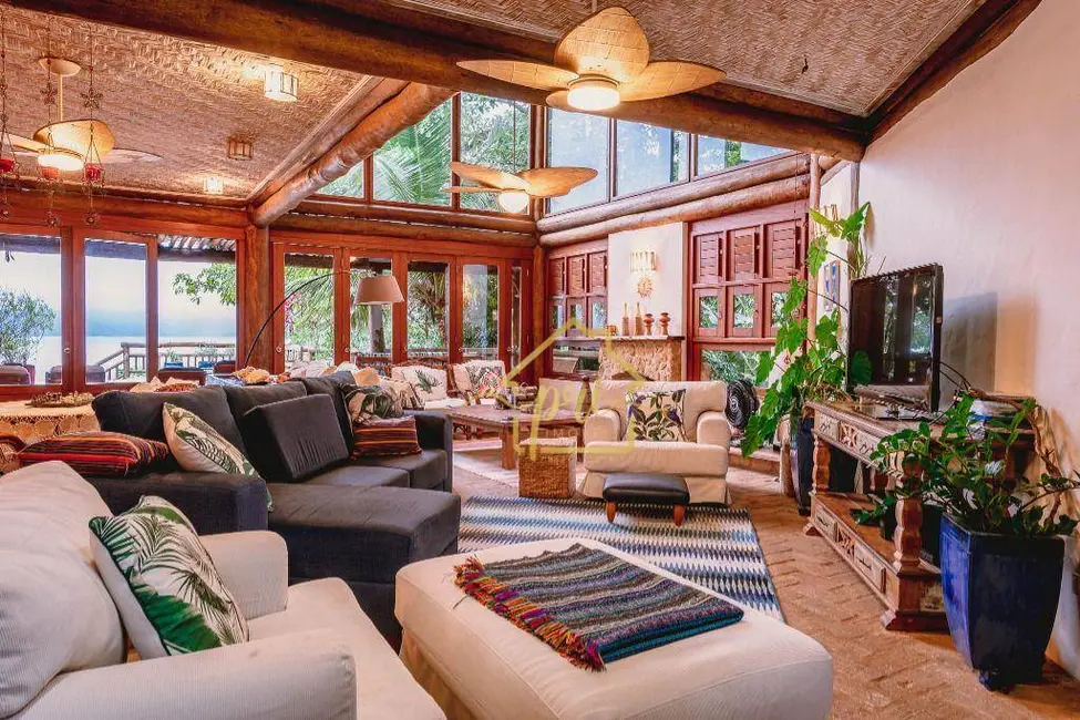 Foto 3 de Casa de Condomínio com 5 quartos à venda, 794m2 em Centro, Ilhabela - SP