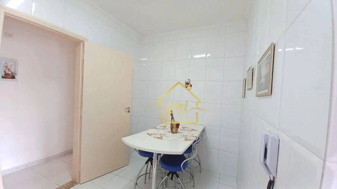 Apartamento com 3 quartos à venda, 129m2 em Tupi, Praia Grande - SP - imagem 8 Foto 8 de Apartamento com 3 quartos à venda, 129m2 em Tupi, Praia Grande - SP