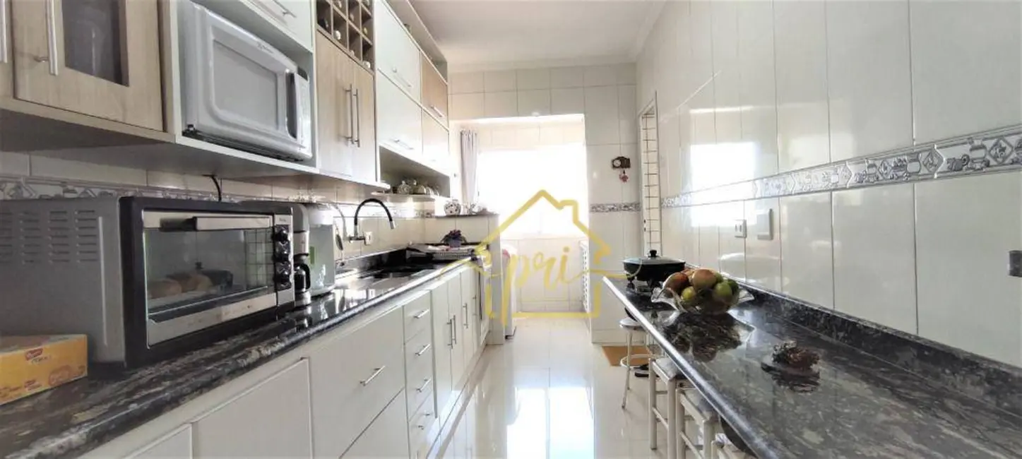Apartamento com 2 quartos à venda, 100m2 em Aviação, Praia Grande - SP - imagem 9 Foto 9 de Apartamento com 2 quartos à venda, 100m2 em Aviação, Praia Grande - SP